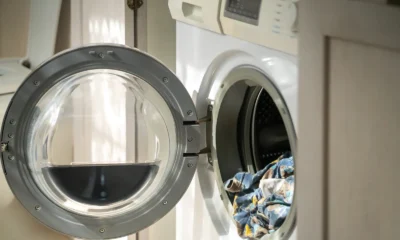 Washing machine with its door open